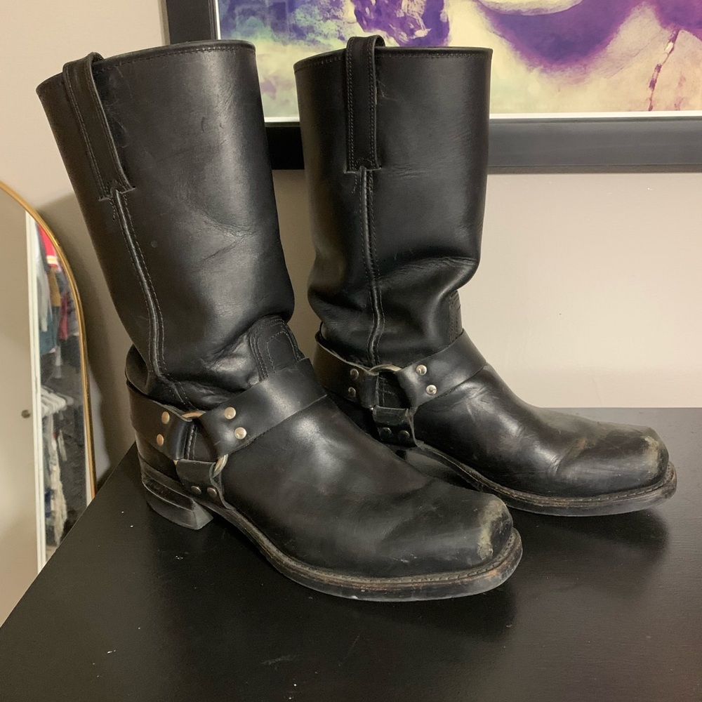 Frye Harness 12R boots